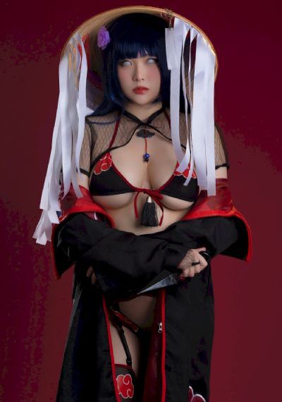 女警乳链乳环蒂环铃铛调教
