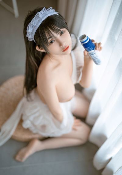 《年轻女教师